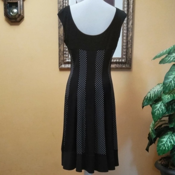 Connected Apparel Women's Black Sleeveless Dress - Picture 2 of 7
